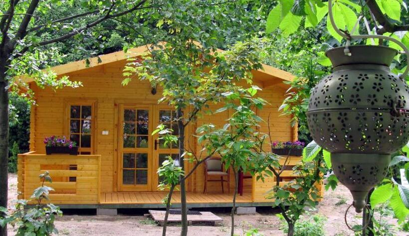 Дом 1 Спальня, Pensjonacik Ogrody