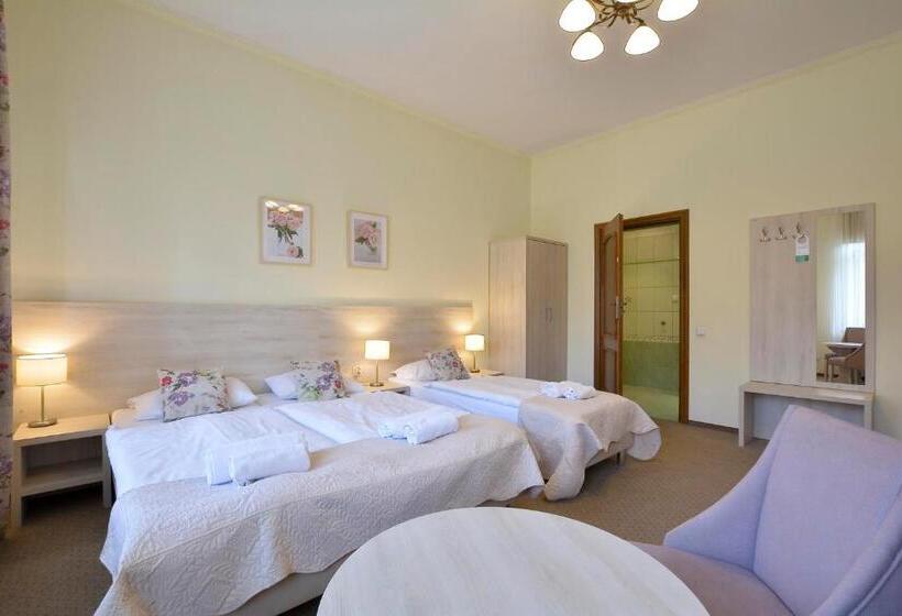 Четырехместный Номер Стандарт, Villa Antica