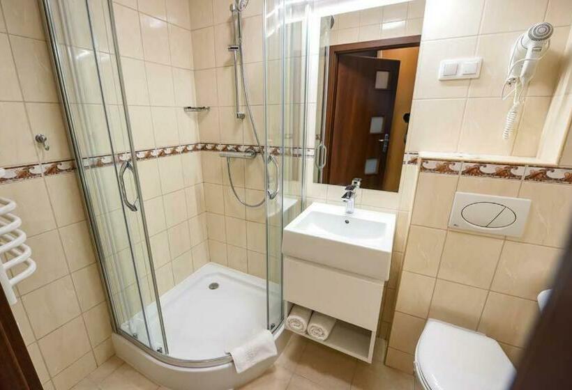 Номер Basic, Ośrodek Szkoleniowo Wypoczynkowy Galicya
