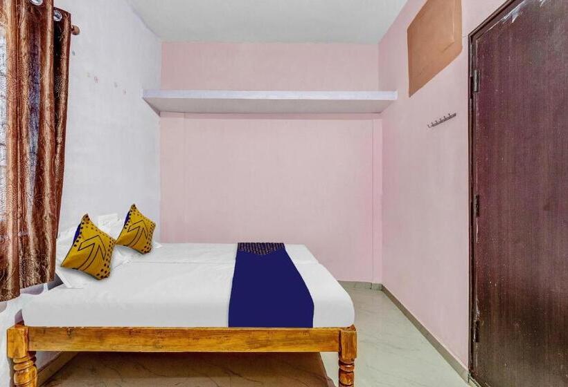 三人经典房间, O Suhas Residency