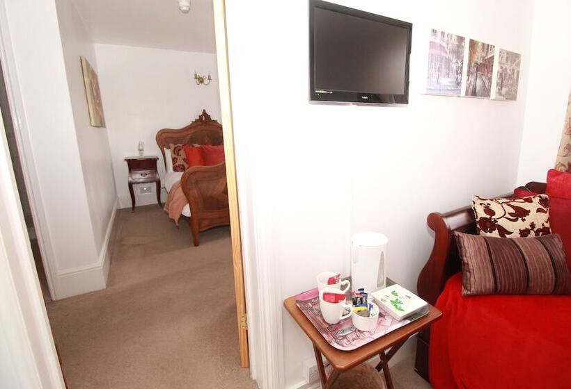 Номер Стандарт, Kings Head Inn