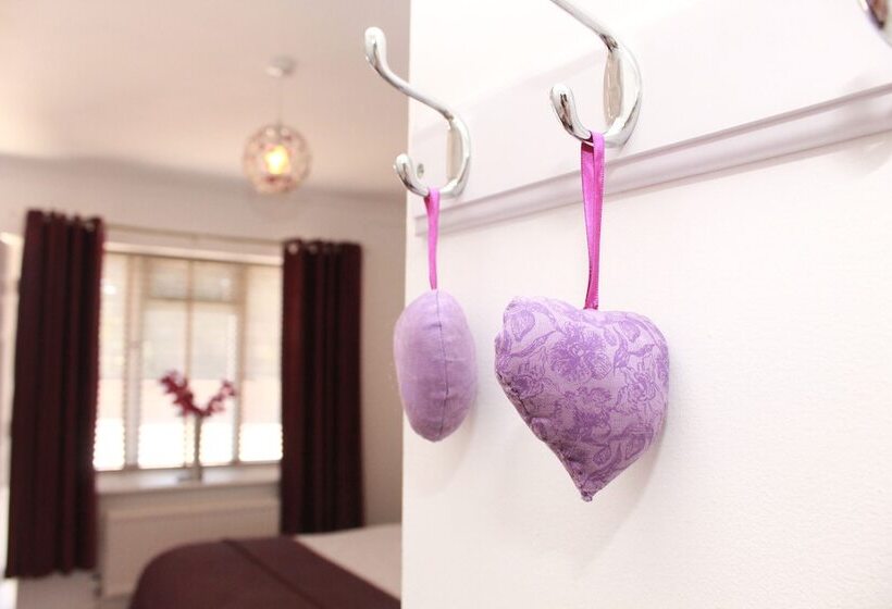 Номер Стандарт, Kings Head Inn