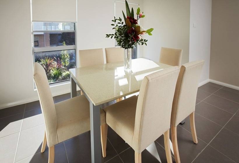Апартаменты Ejecutiva 3 Спальни, Charlestown Executive Apartments