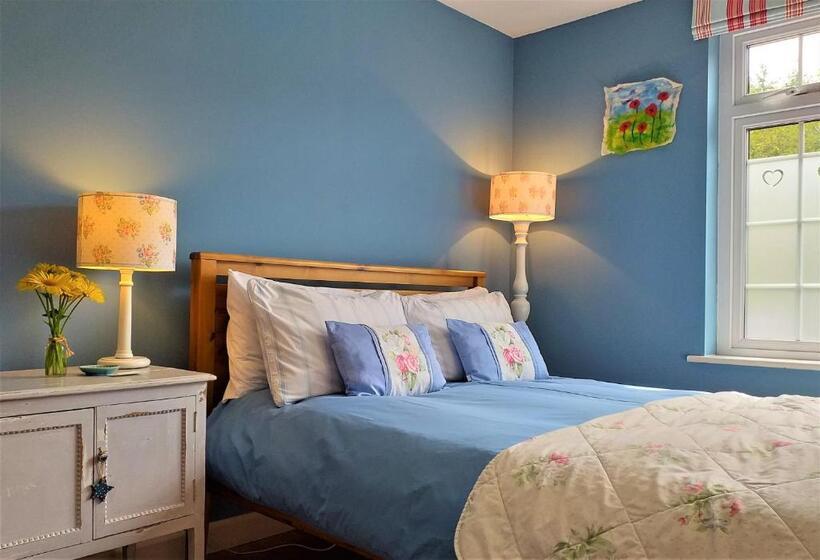 Студио Стандарт Вид на Сад, Lobhill Farmhouse Bed And Breakfast And Self Catering Accommodation