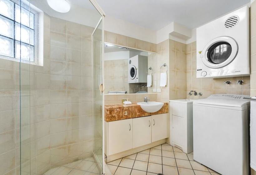 带2个卧室的公寓, Raffles Mooloolaba