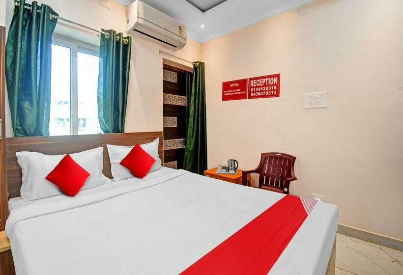 غرفة كلاسيكية ثلاثية, Flagship Pratikshya A1 Residency