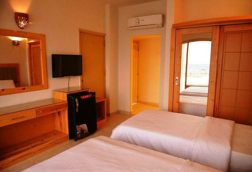 经济房, Zain Dive Inn