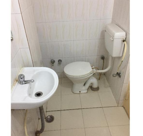 Студия Deluxe, Anmol