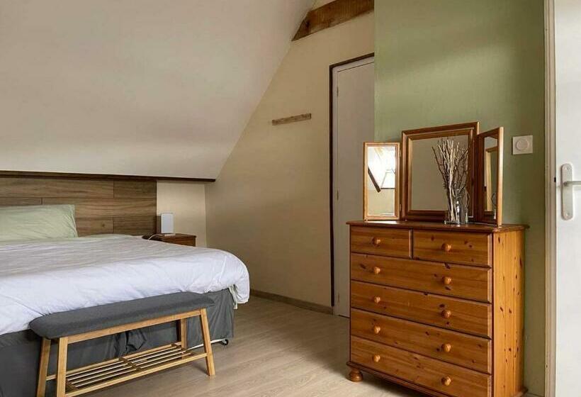 Номер Стандарт Вид на Озеро, The Place To B & B
