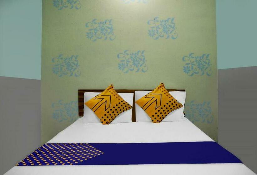 Трехместный Номер Классика, Spot On Hotel Royal Residency