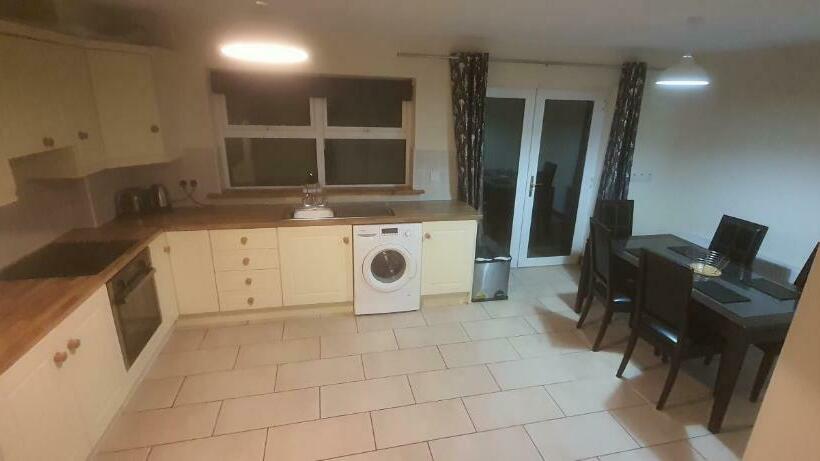 Номер Economy, Carrick On Shannon Townhouse Accommodation Room Only