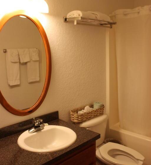 اتاق استاندارد با 2 تخت دوبل, Lake Roy Beach Inn