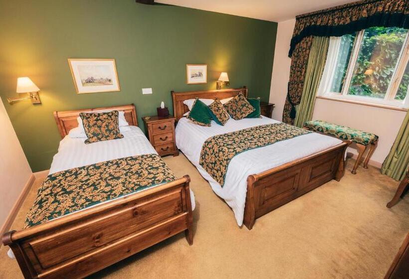 Номер Стандарт Трехместный, The Auberge