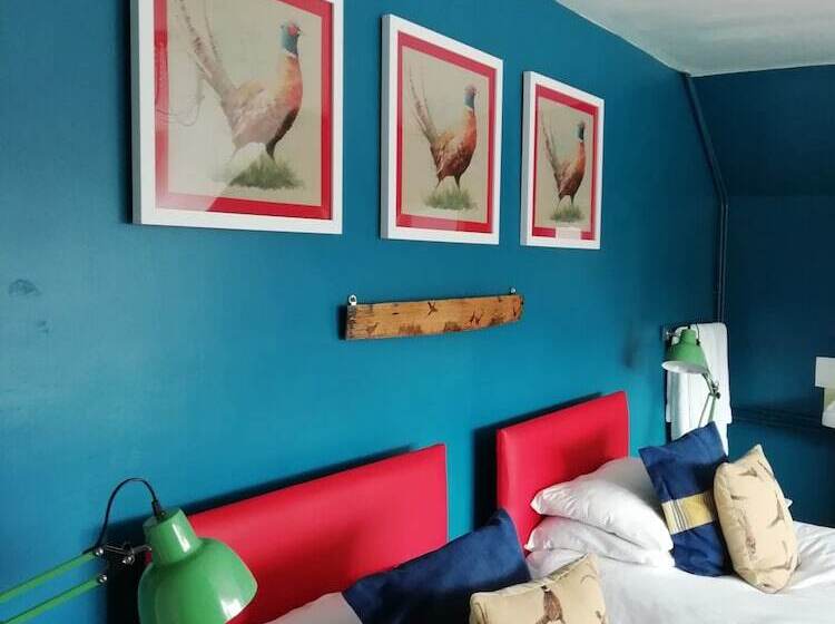 클래식 룸 킹 침대, Argyle Guest House