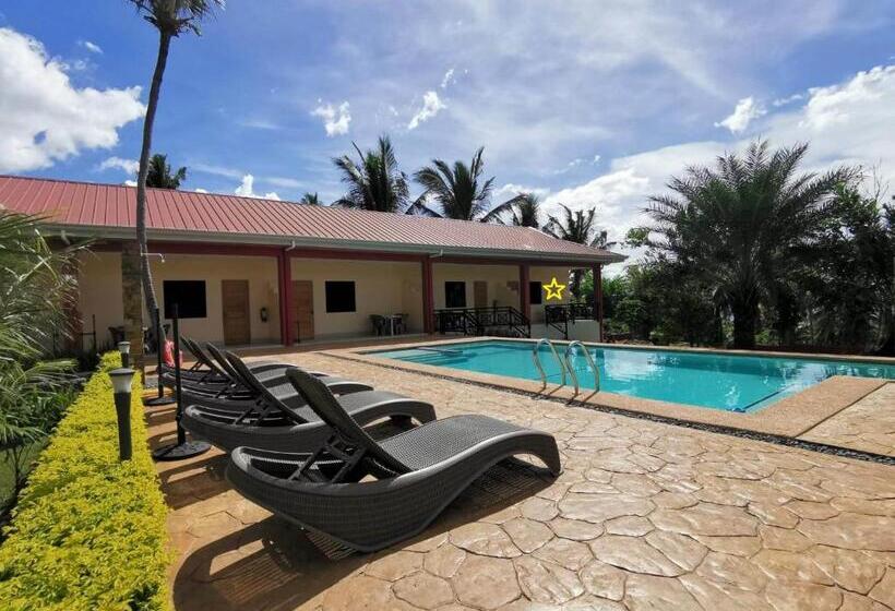 Четырехместный Номер Deluxe, Sbg Resort Lambug