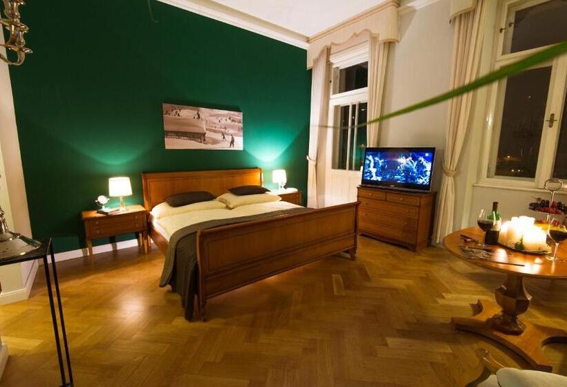 Номер Стандарт с Балконом, De L Europe Gastein
