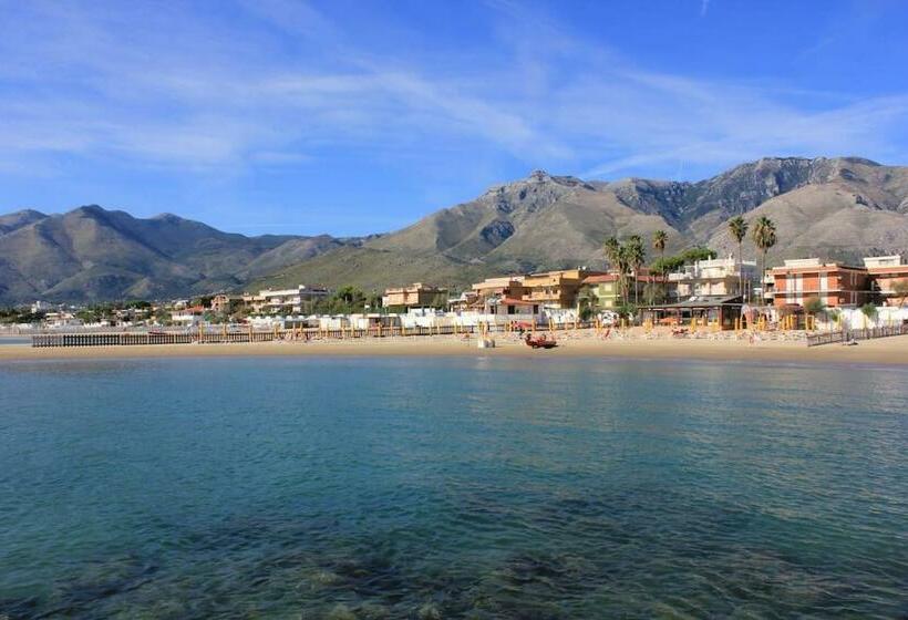 ２ベッドルームアパートメント, Appartamento A Pochi Passi Dal Mare