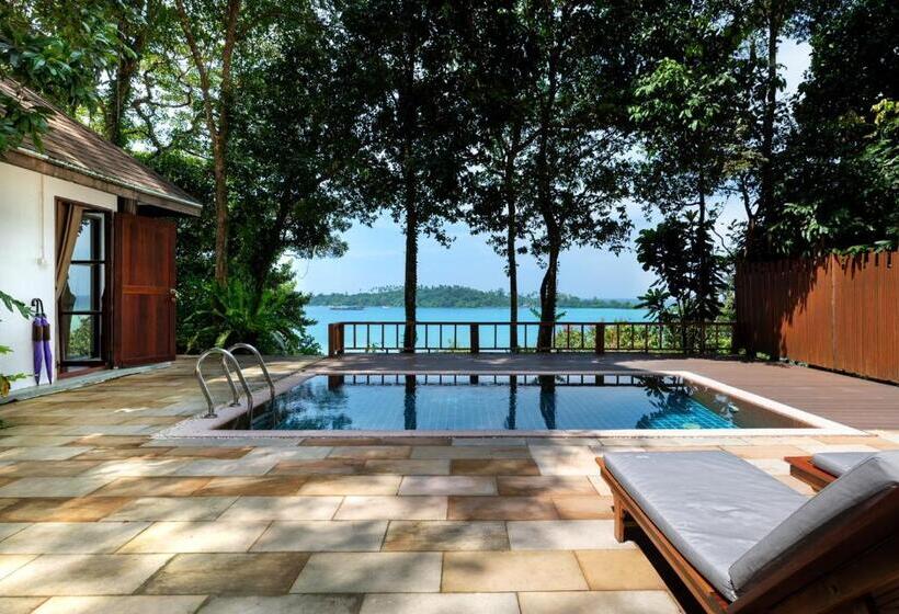 Люкс с Бассейном, Captain Hook Resort @koh Kood