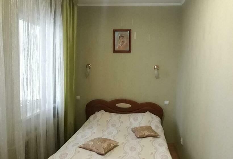 سوئیت با بالکن, сонячна
