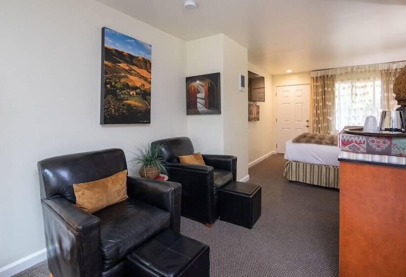 Стандартный Номер Кровать Кинг, The Vendange Carmel Inn & Suites