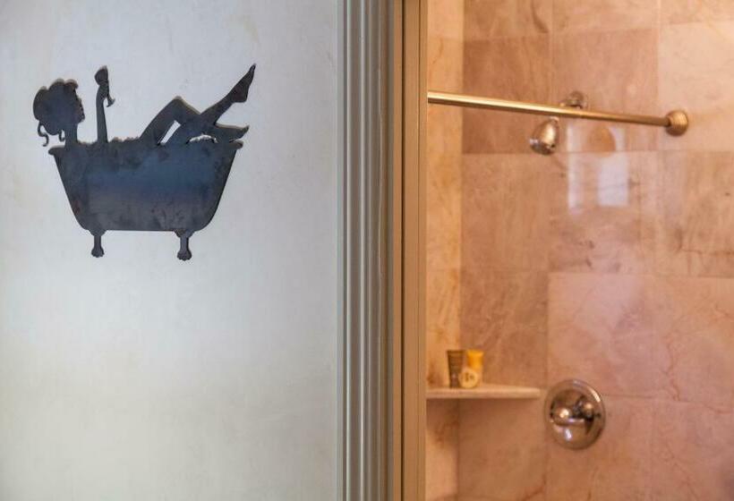 Стандартный Номер Кровать Кинг, The Vendange Carmel Inn & Suites