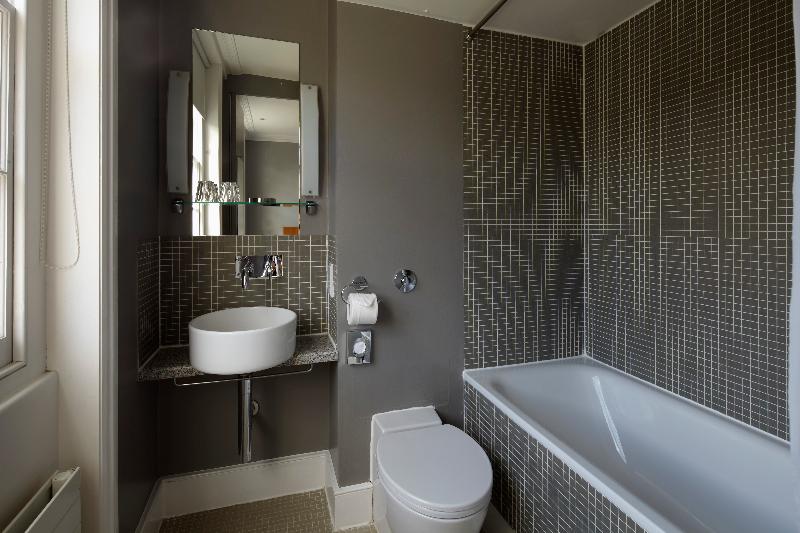 استودیوی استاندارد, B&b Belgravia