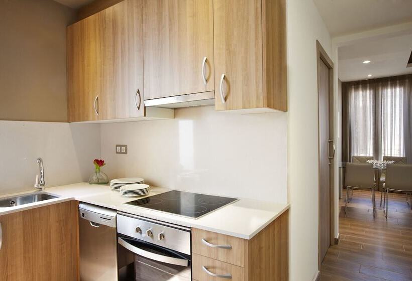 آپارتمان لوکس 2 خوابه, Barcelona Apartment Milà
