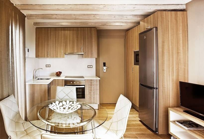 آپارتمان لوکس 2 خوابه, Barcelona Apartment Milà