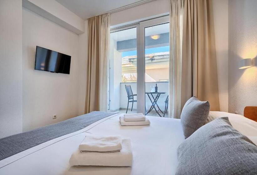 חדר דלוקס עם מרפסת, Sunset Split Rooms