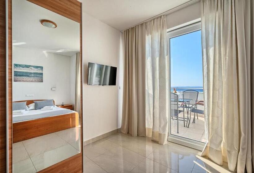 חדר סטנדרט לארבעה נוף לים, Sunset Split Rooms