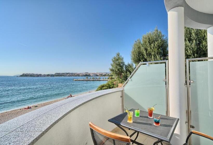 חדר סופריור לארבעה, Sunset Split Rooms