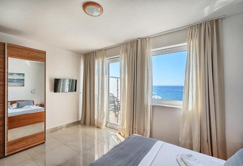 חדר סופריור לארבעה, Sunset Split Rooms