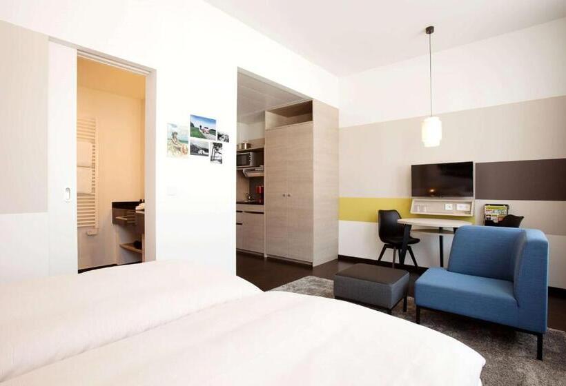 Номер Комфорт, Vienna House Easy By Wyndham Osnabrück & Apartments