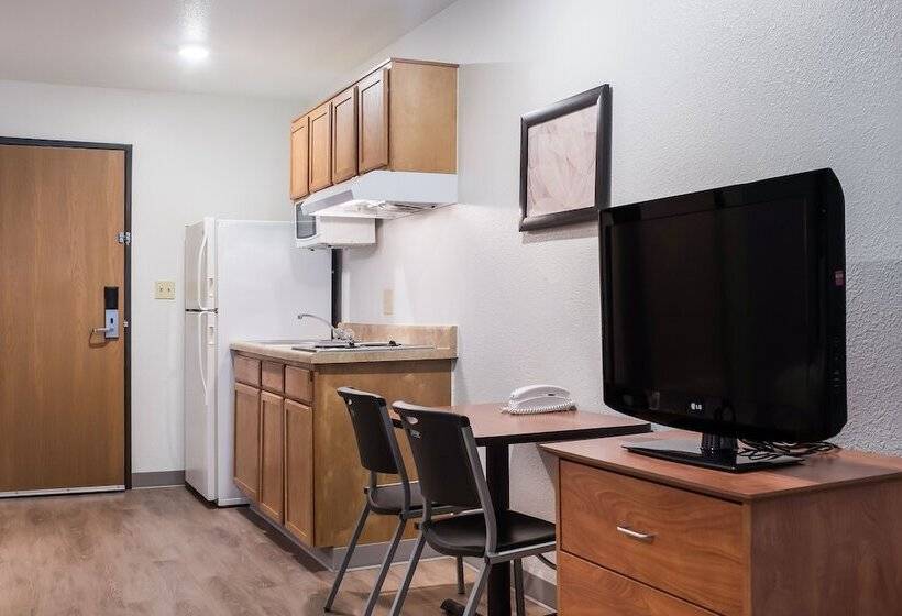 带2个双人床的标准工作室, Woodspring Suites Texas City
