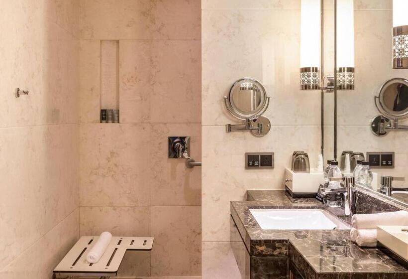 Номер Deluxe Кровать Кинг, Jw Marriott Hotel Zhengzhou