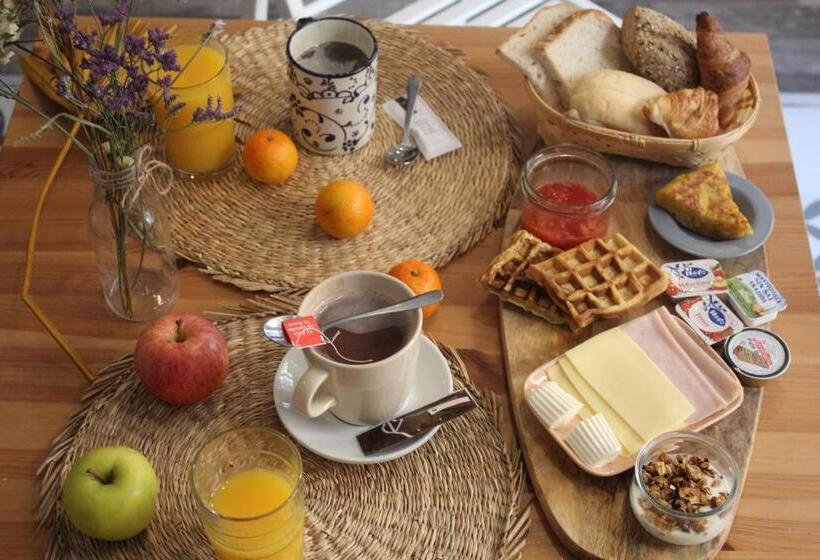 اتاق استاندارد, Boutike Guesthouse