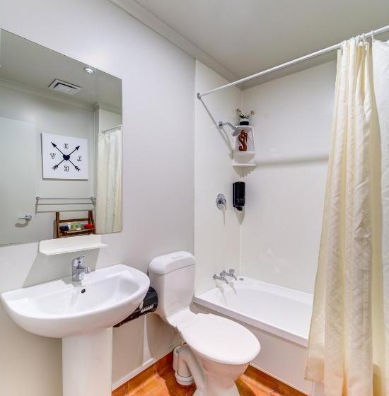 Семейный Номер, Silver Fern Lodge