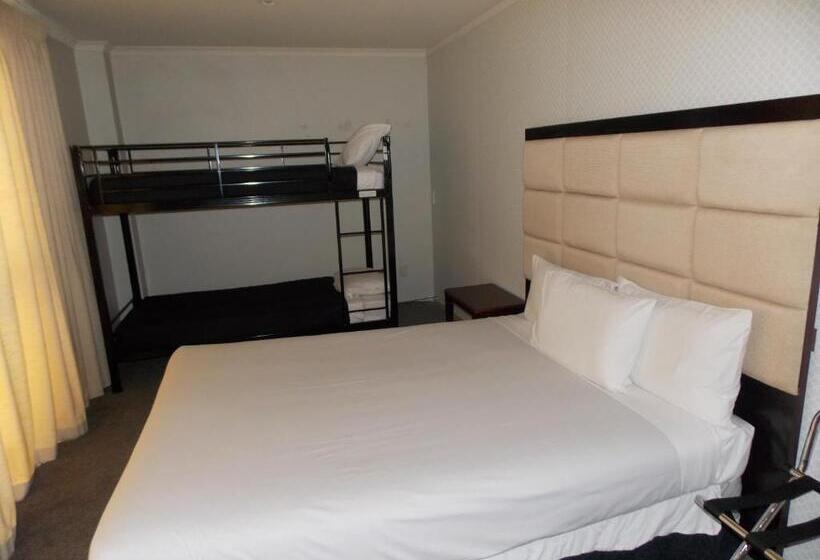 Апартаменты 3 Спальни, Silver Fern Lodge