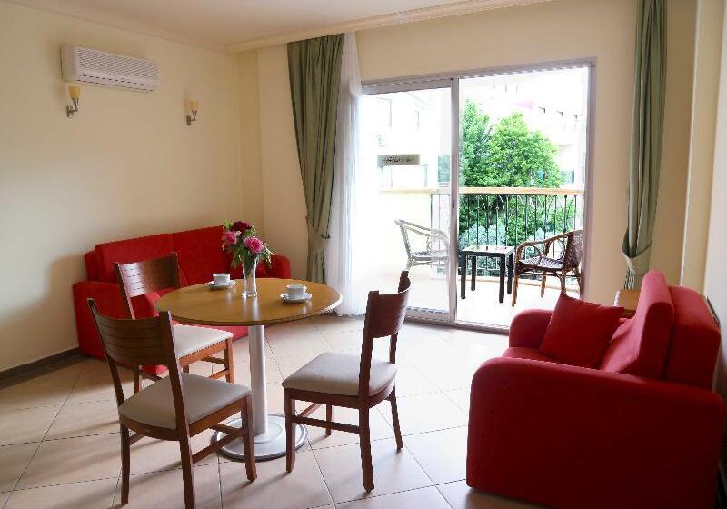 Апартаменты 1 Спальня, Club Karakas Apart Otel