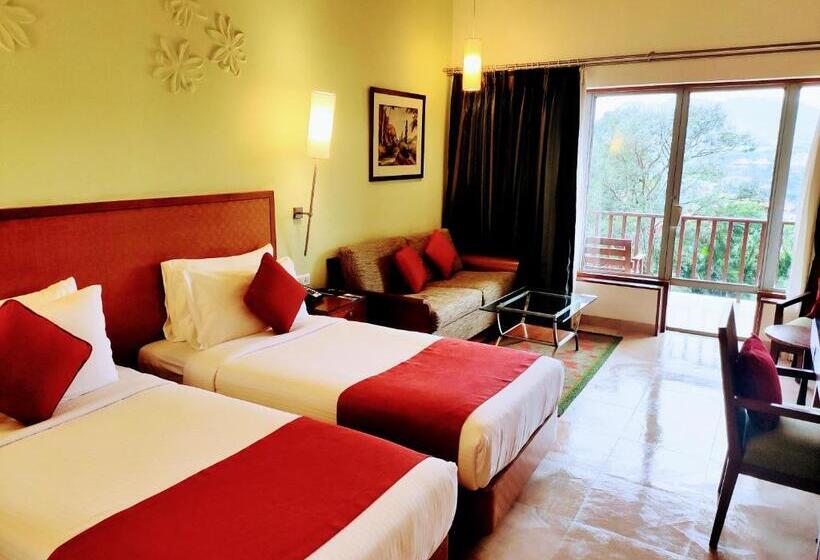 Номер Deluxe, Fariyas Resort, Lonavala