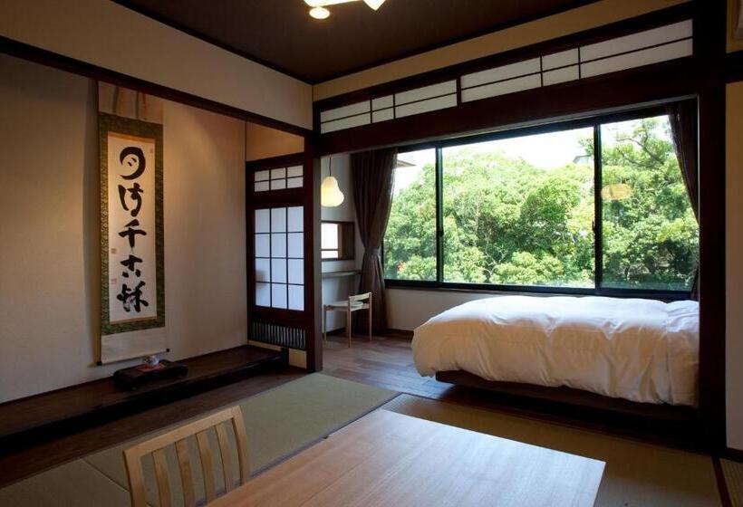 Номер Стандарт, Ryokan Oomuraya