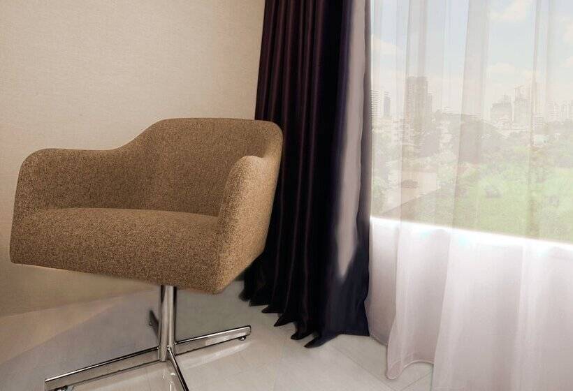 اتاق استاندارد, Holiday Inn Express Jakarta International Expo, An Ihg