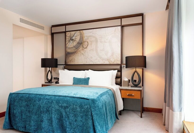 Люкс, Intercontinental London  The O2