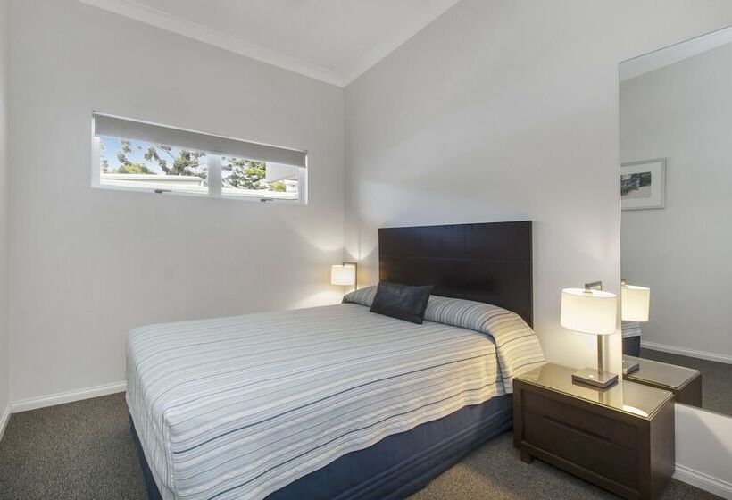 شقة 3 غرف مطلة على البحر, The Lookout Resort Noosa