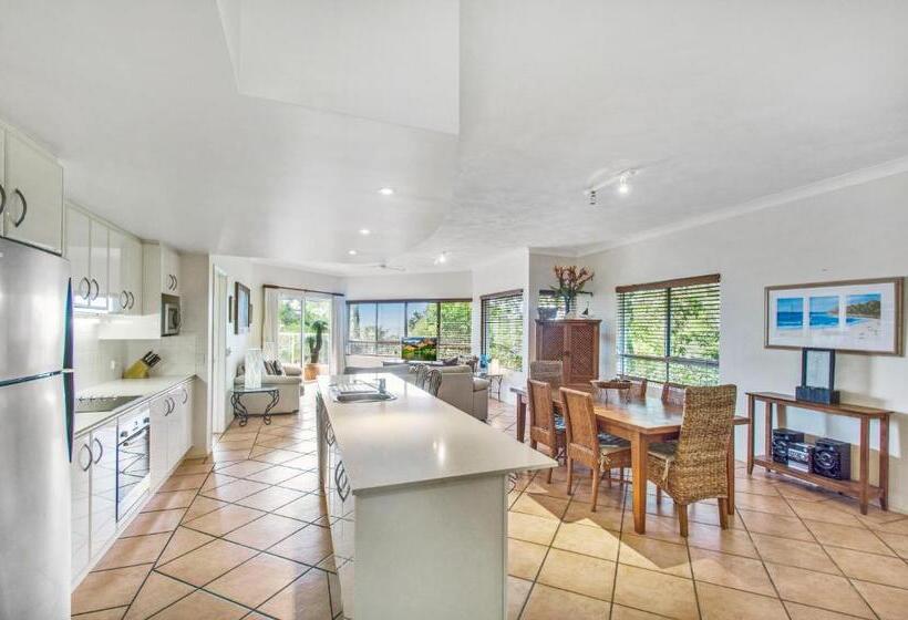 شقة غرفة واحدة مطلة على البحر, The Lookout Resort Noosa