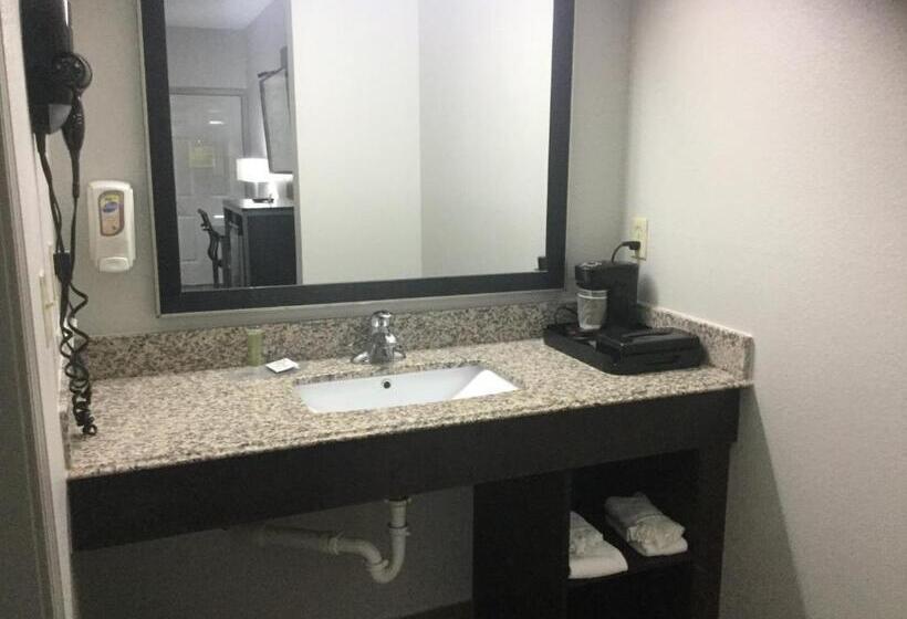 Номер Стандарт, Muskogee Inn And Suites