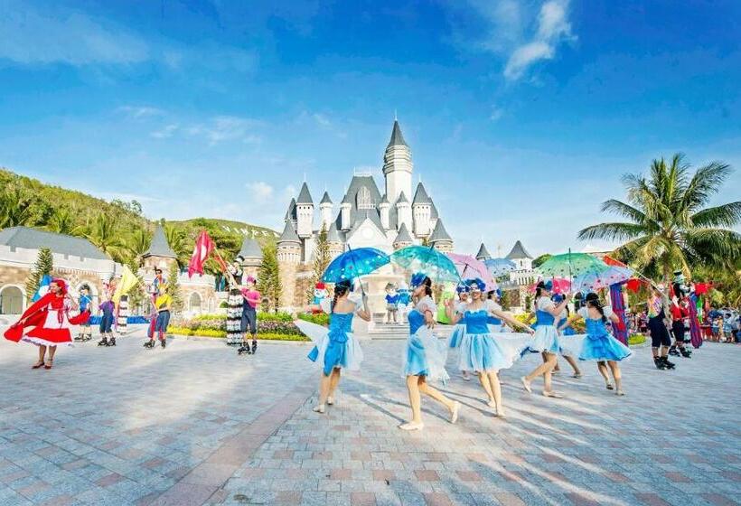 스탠다드 룸 킹사이즈 침대, Vinpearl Resort & Spa Nha Trang Bay