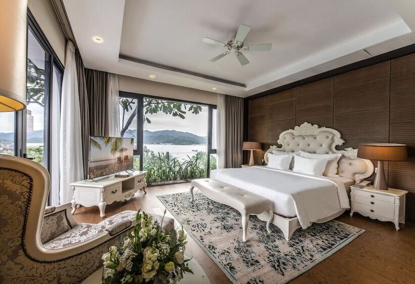 수영장이 있는 3베드룸 빌라, Vinpearl Resort & Spa Nha Trang Bay