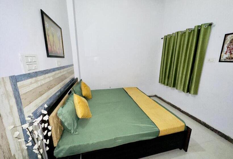 豪华家庭房间, Atithi Guest House