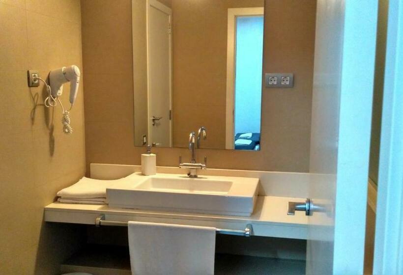 اتاق استاندارد, Don Moustache Boutique Hostel